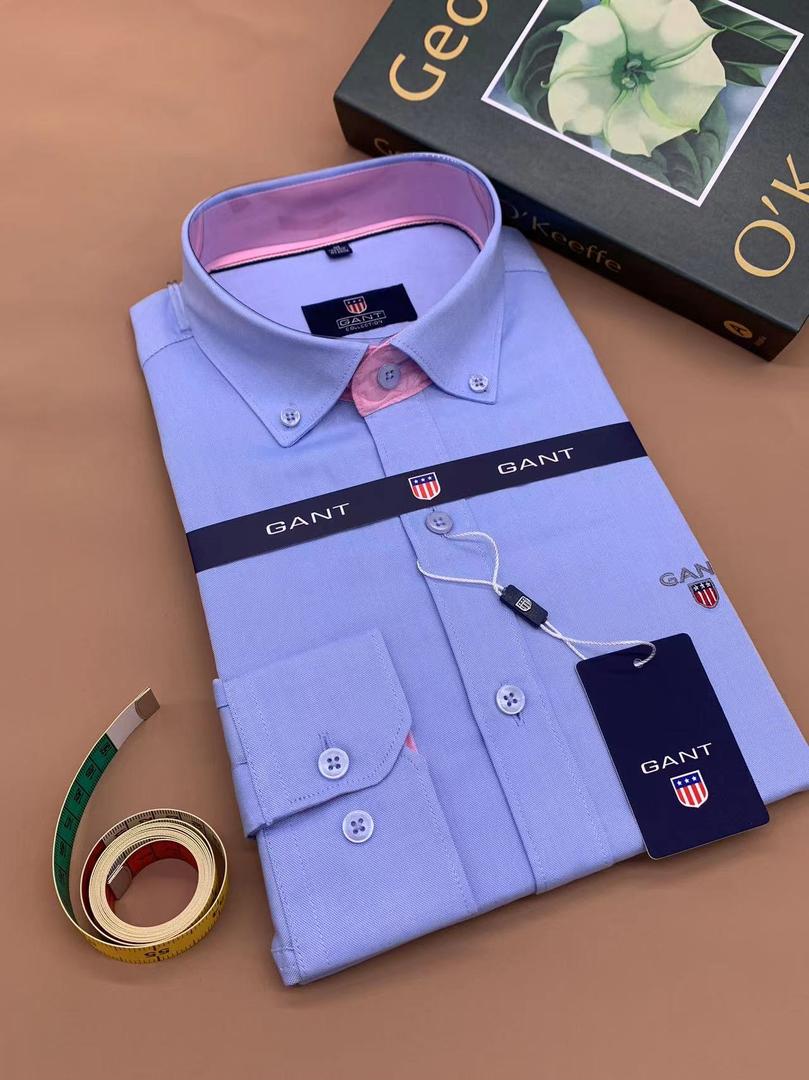 GANT – Chemise Bleu & Rose Contrastée