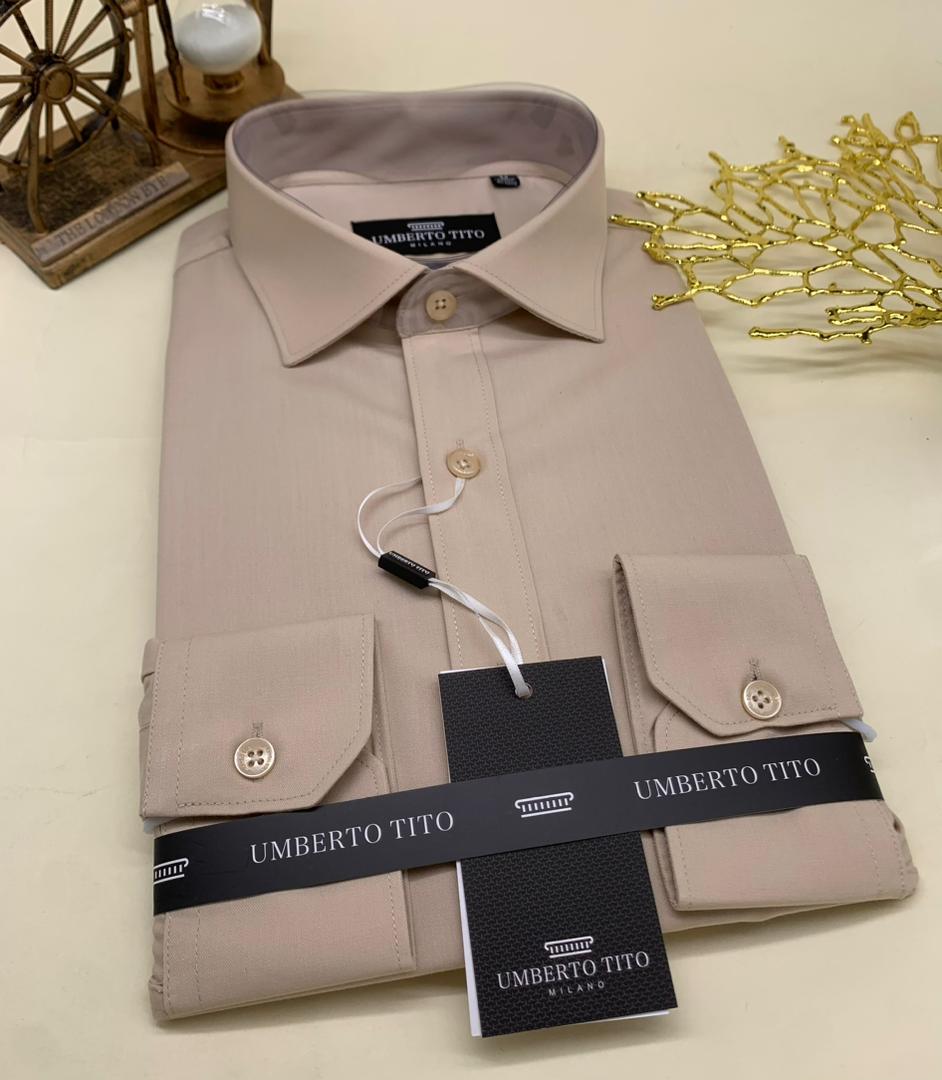 Umberto Tito Milano – Chemise Beige Élégance
